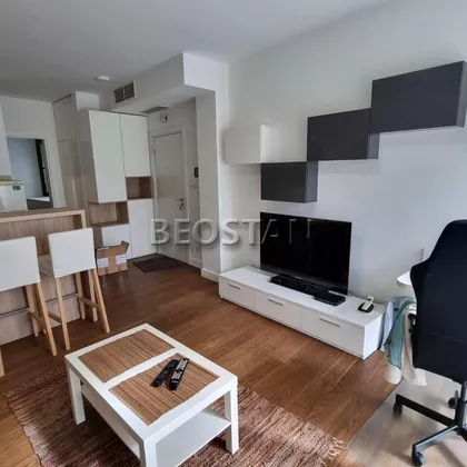 Braničevska | 4zida.rs