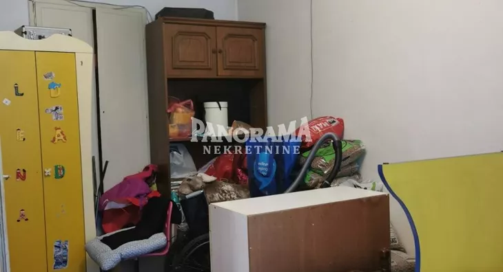 Četvoroiposoban stan | 4zida