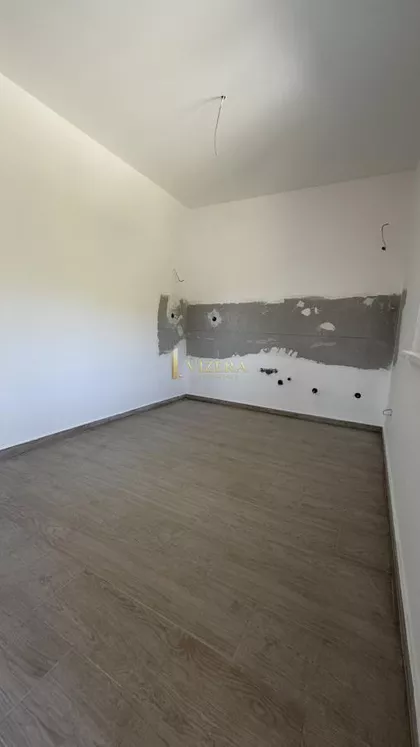 Mišeluk | 4zida.rs