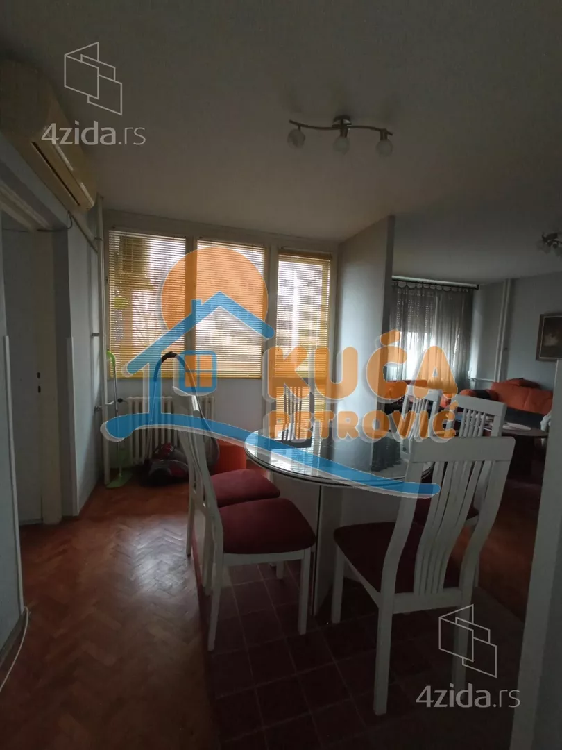 Četvorosoban stan | 4zida