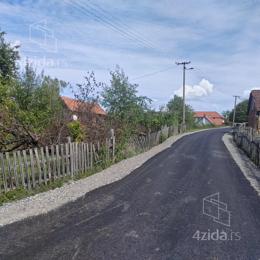 Građevinsko zemljište | 4zida