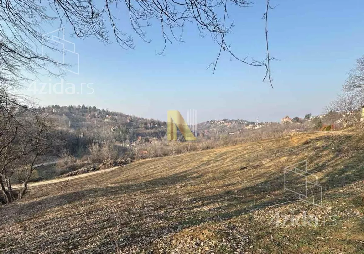 Plac | 4zida