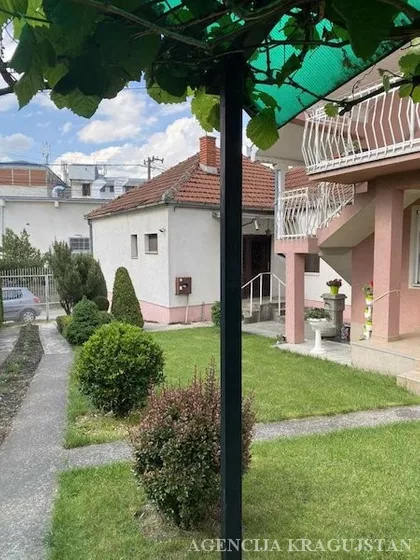 Vašarište | 4zida.rs