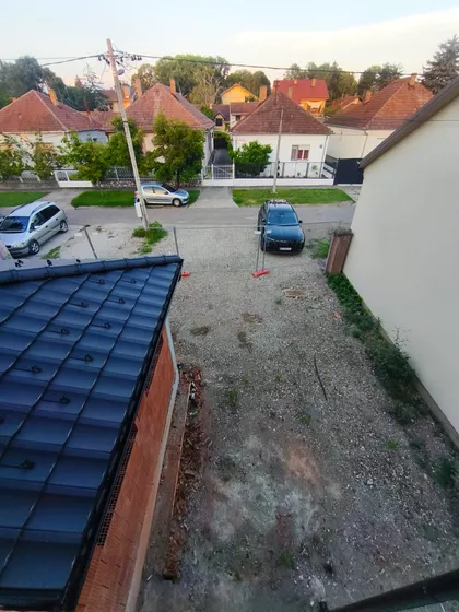 Iriška 25 | 4zida.rs
