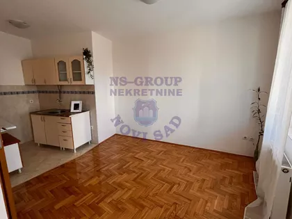 Cara Dušana | 4zida.rs