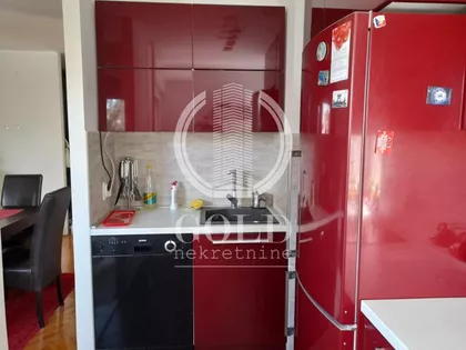 Balzakova | 4zida.rs