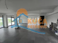 Lokal | 4zida