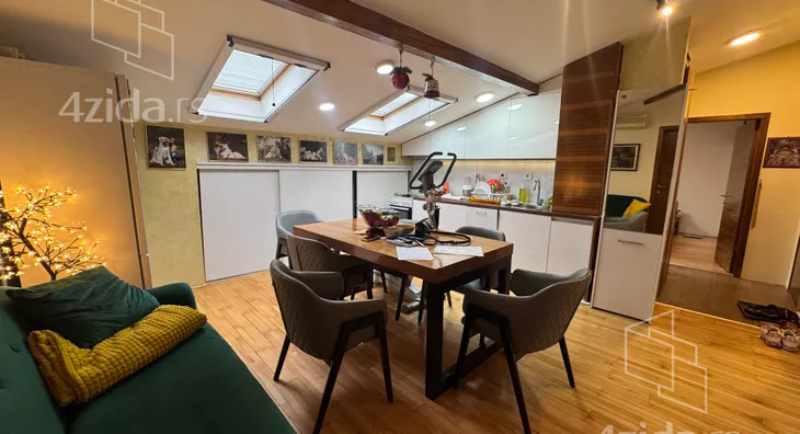 Dvoiposoban stan | 4zida