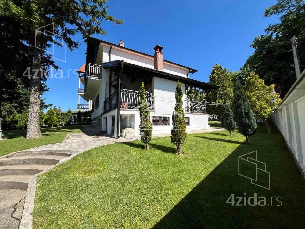 Kuća | 4zida