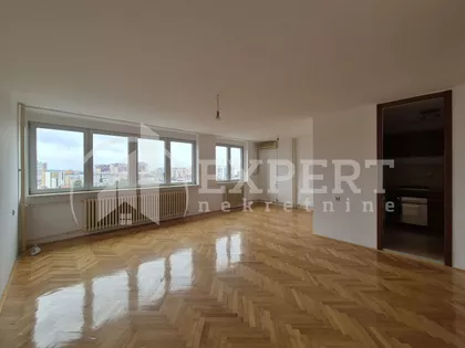 Cara Dušana | 4zida.rs