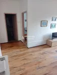 Poslovna zgrada | 4zida