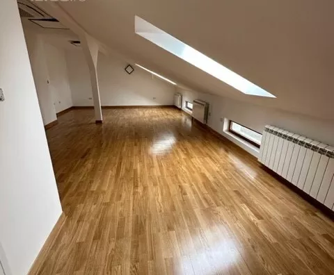 5-etažna kuća | 4zida