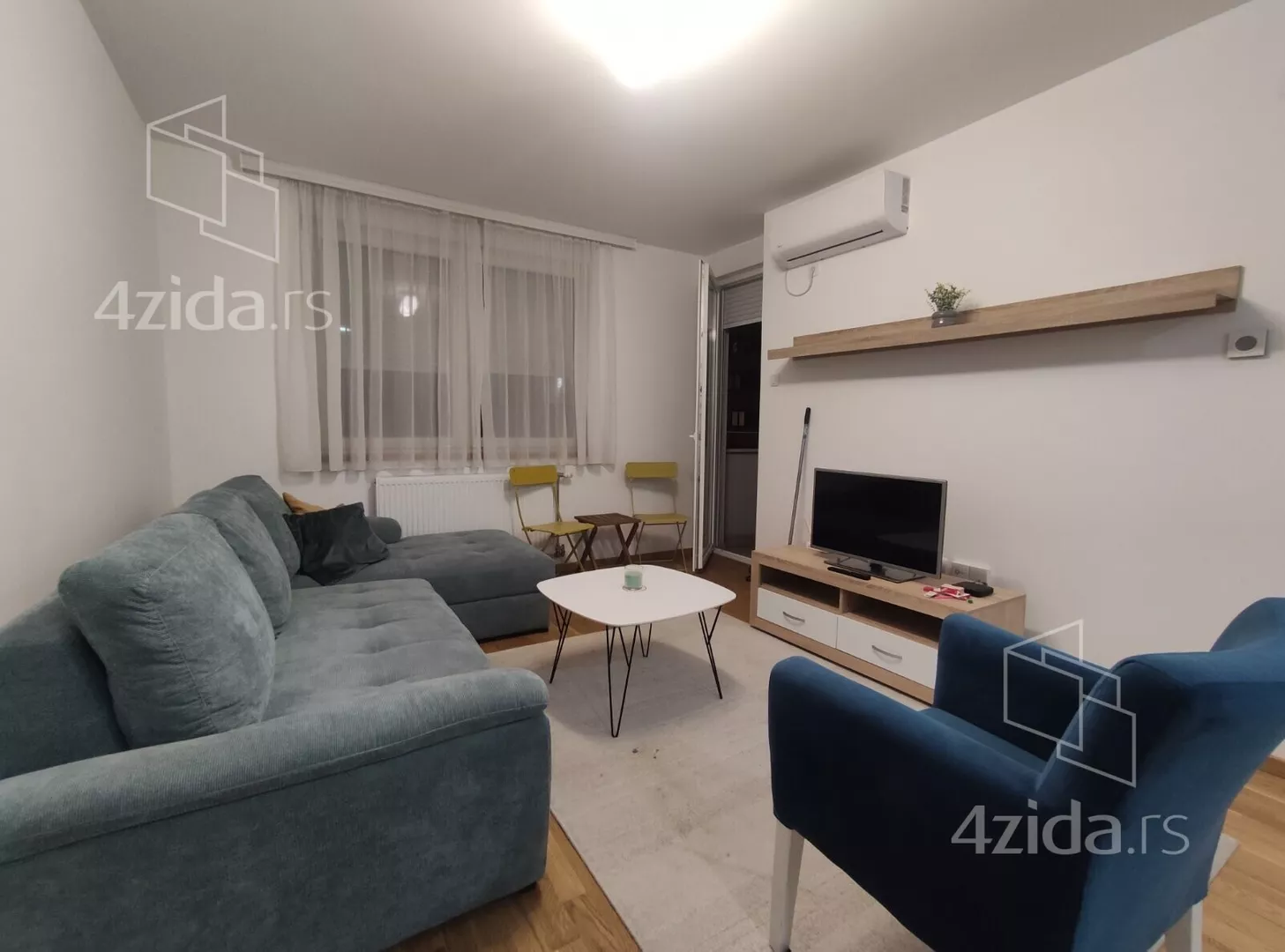 Jednoiposoban stan | 4zida