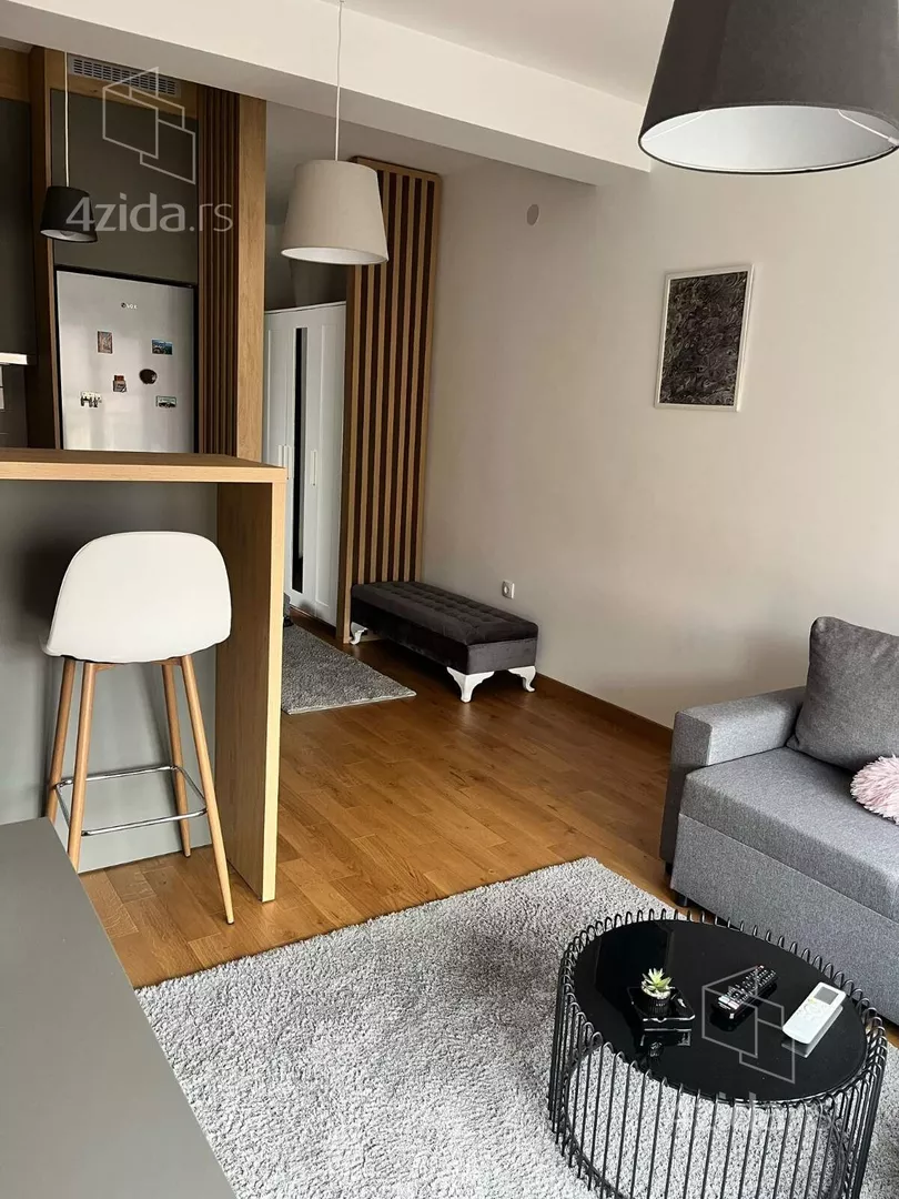 Garsonjera | 4zida