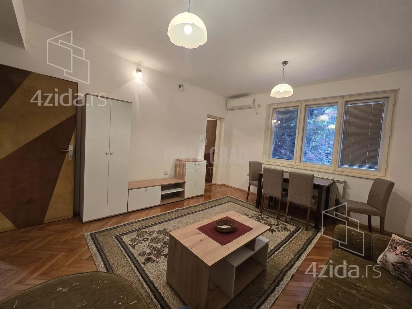 Dvoiposoban stan | 4zida