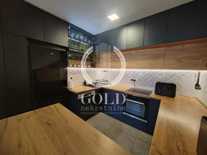 Janka Čmelika | 4zida.rs