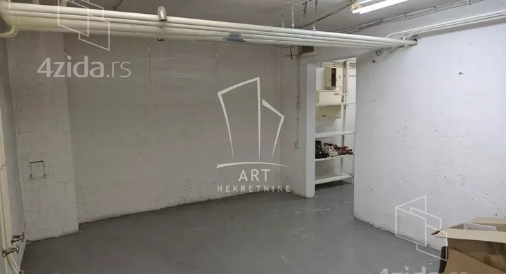 Poslovni prostor | 4zida