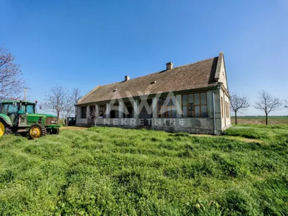 Kljajićevo | 4zida.rs