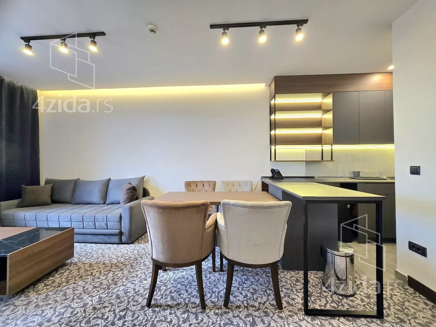 Jednoiposoban stan | 4zida