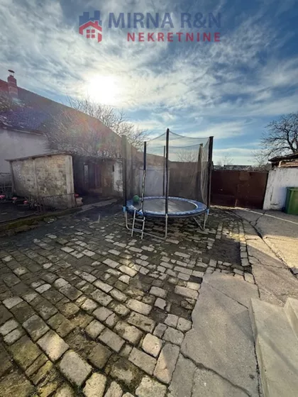 Stanišić | 4zida.rs