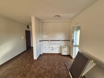 Gradska Bolnica | 4zida.rs