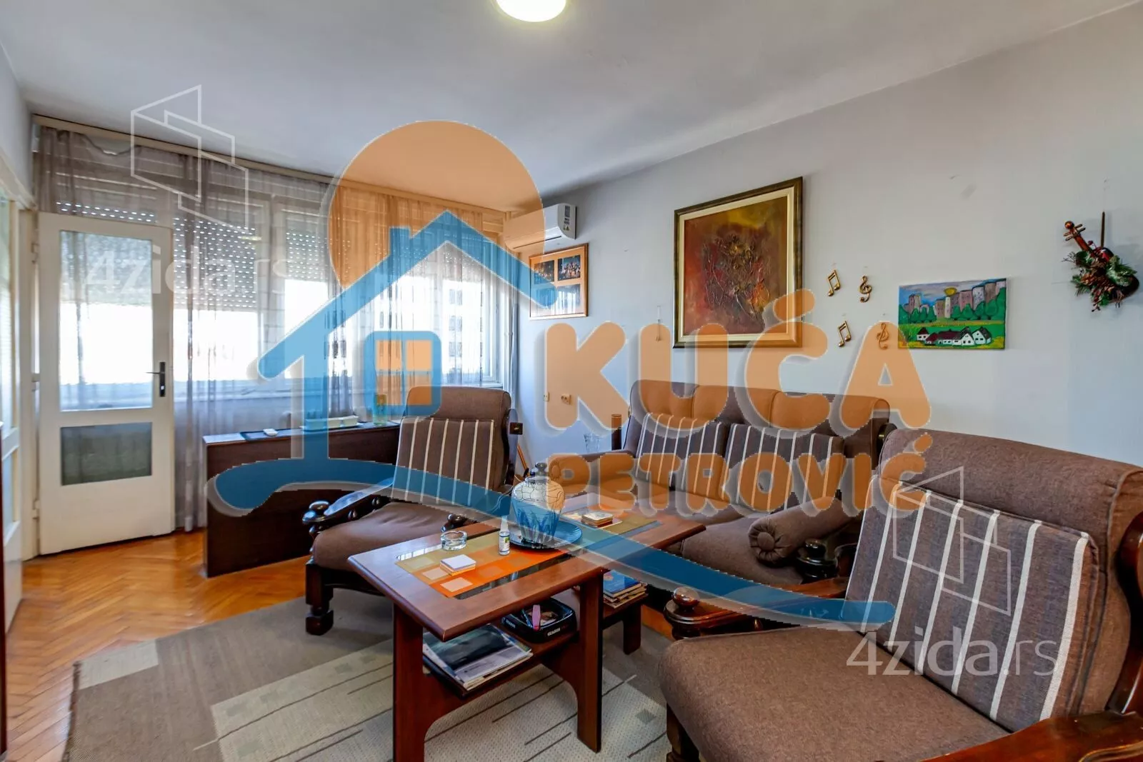 Troiposoban stan | 4zida