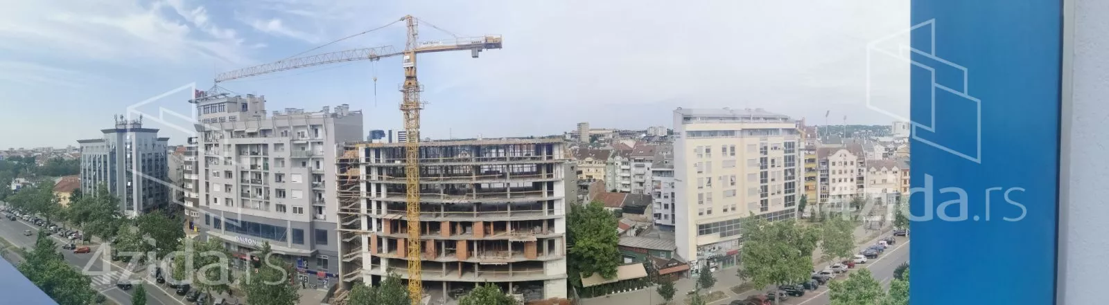 Četvoroiposoban stan | 4zida