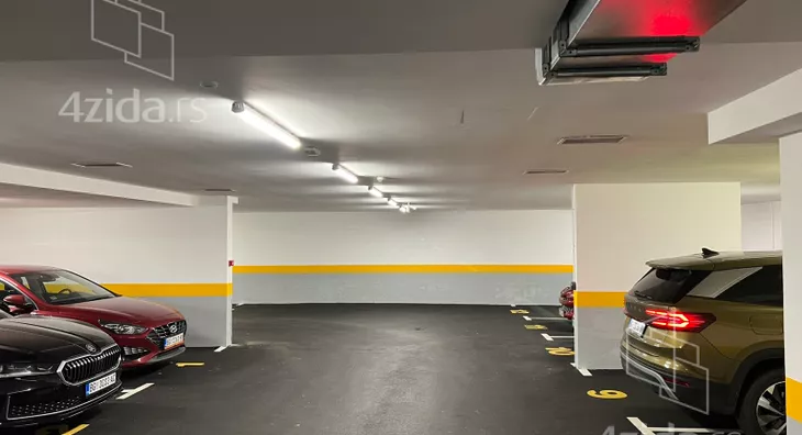 Garaža | 4zida