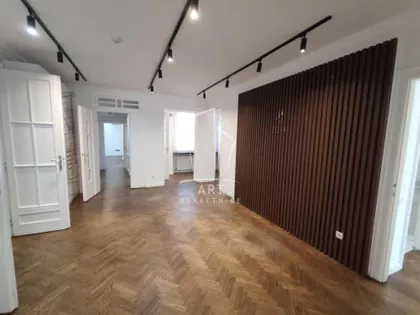 Vuka Karadžića | 4zida.rs