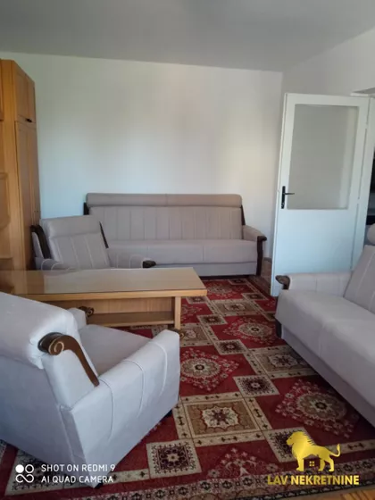 ĐULE MOLNARA | 4zida.rs