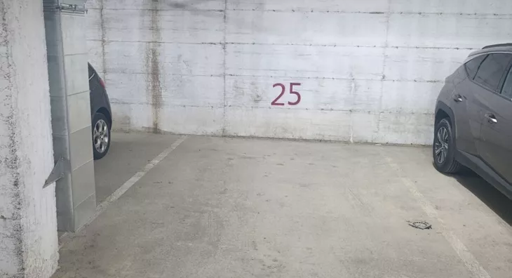 Garaža | 4zida
