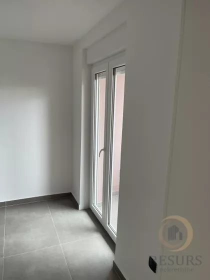 Cara Dušana | 4zida.rs