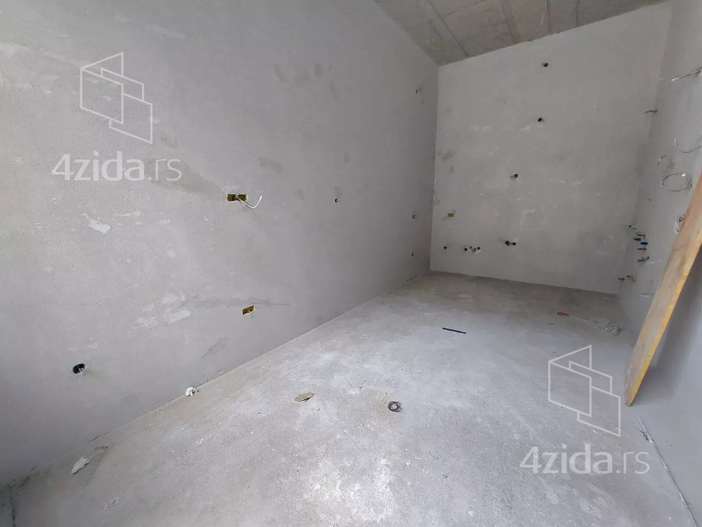 Garaža | 4zida