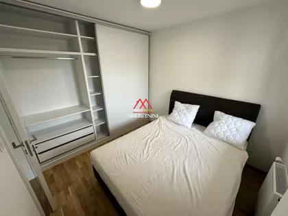 Heroja Pinkija | 4zida.rs