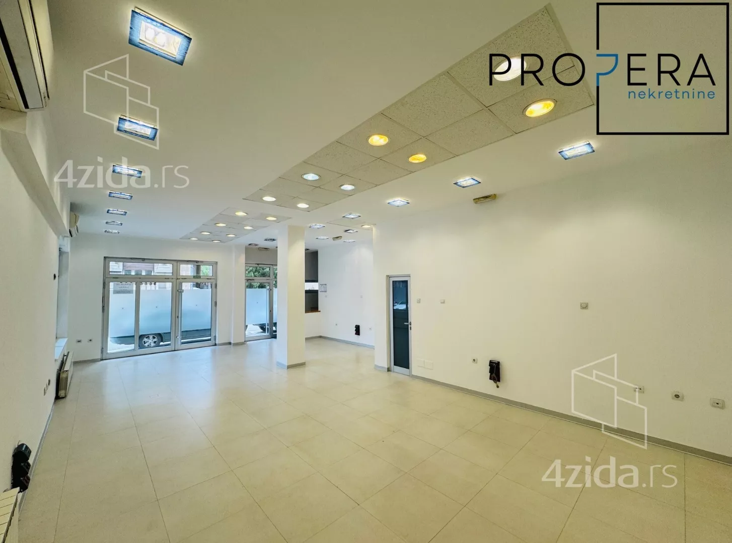 Poslovni prostor | 4zida