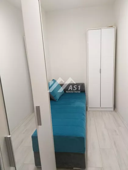 Rumenački put | 4zida.rs