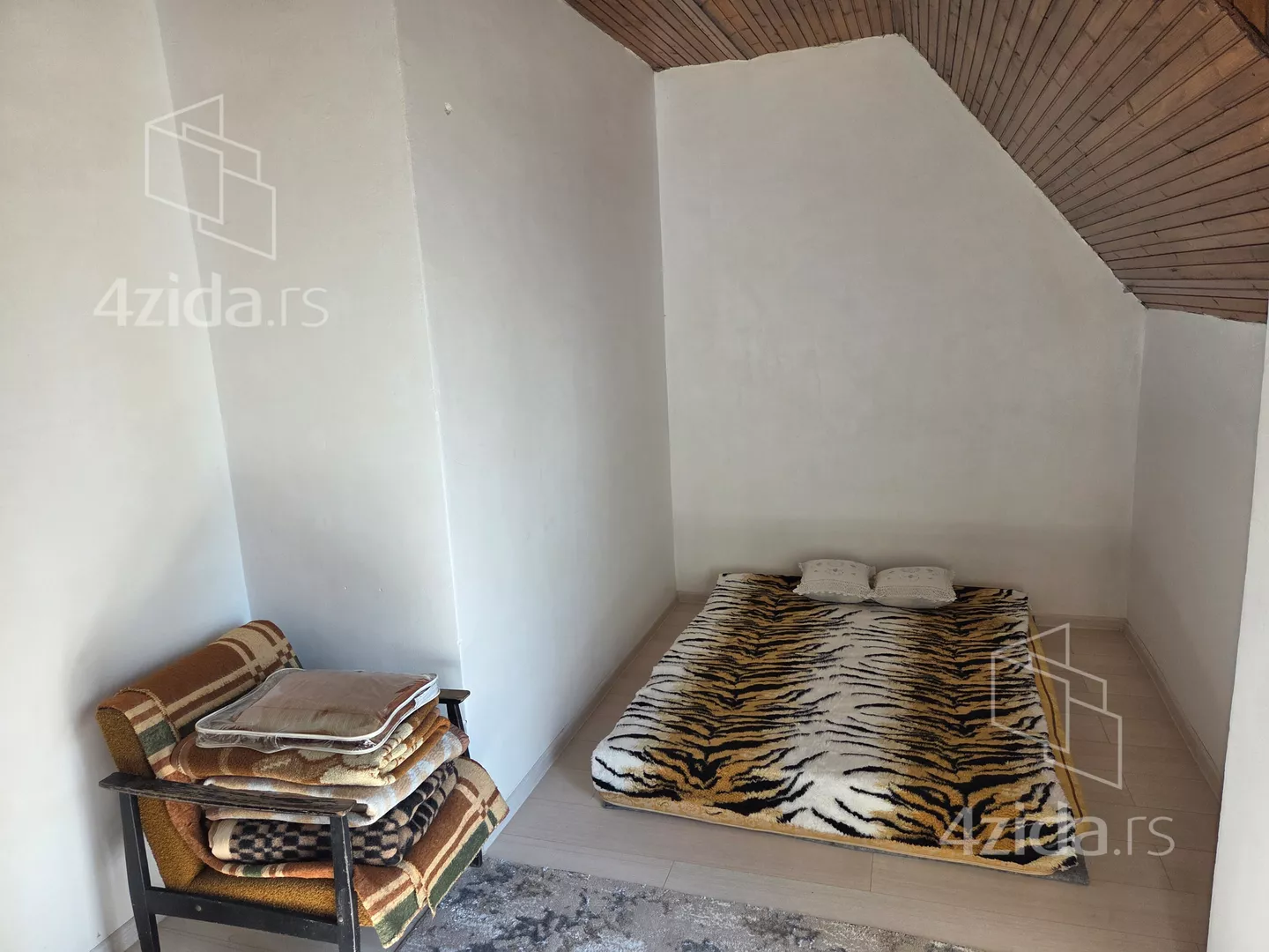 3-etažna kuća | 4zida