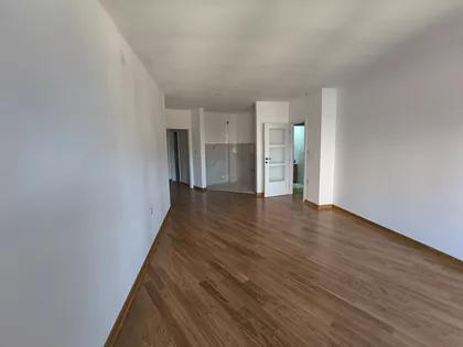 Dom Zdravlja | 4zida.rs