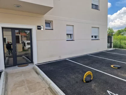 Ugrinovački Put 87Ž | 4zida.rs