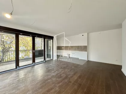 Cara Dušana | 4zida.rs