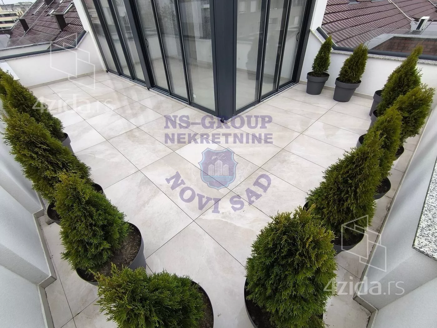 Petosoban stan | 4zida