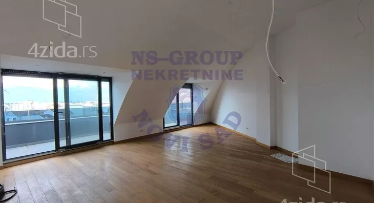 Petosoban stan | 4zida