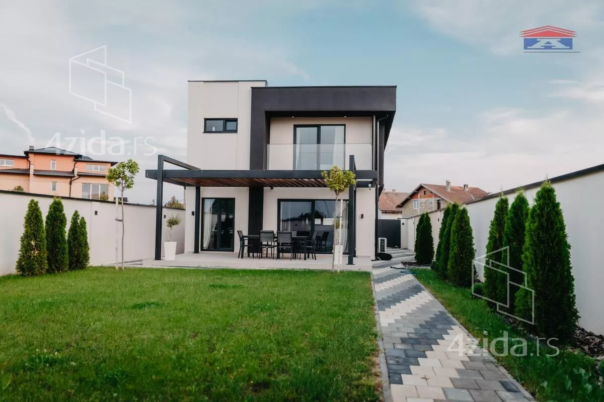 Kuća | 4zida