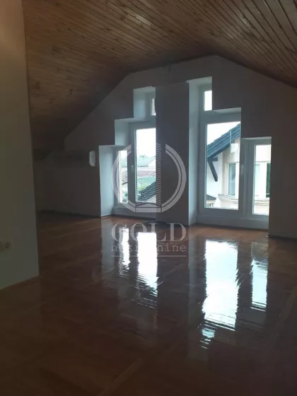 Pere Popadića | 4zida.rs