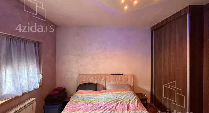 Četvoroiposoban stan | 4zida