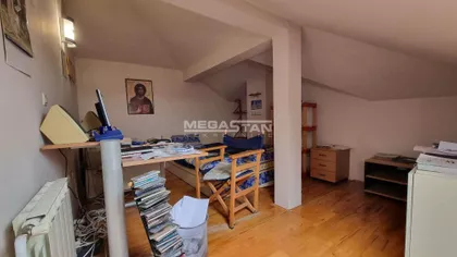 Petra Lekovića | 4zida.rs