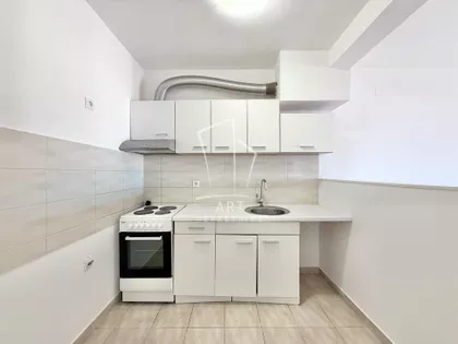 Vitezova Karađorđeve Zvezde | 4zida.rs