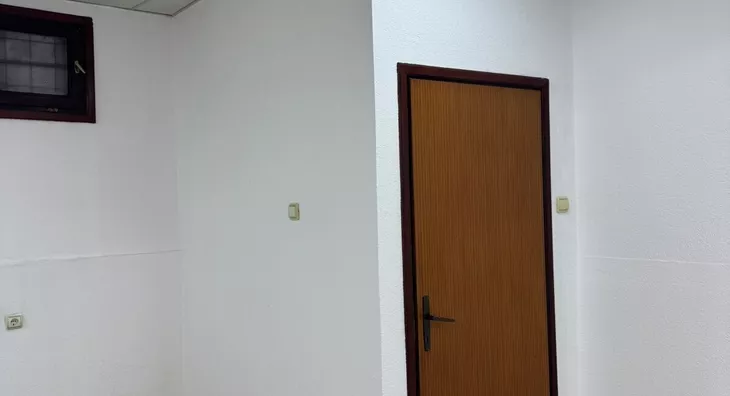 Lokal | 4zida