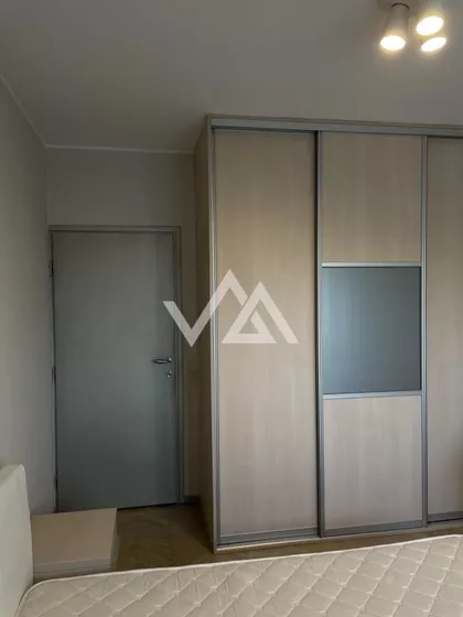 Ustanička | 4zida.rs
