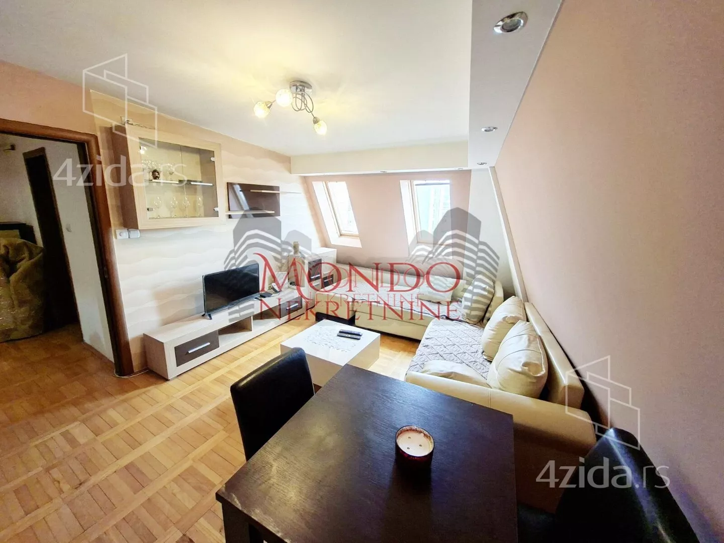 Dvoiposoban stan | 4zida